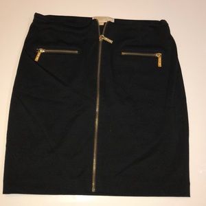 Michael kors black skirt with gold zippers